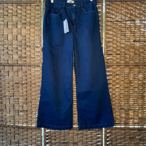 Anessa High Waist Wide Leg Jeans
PAIGE - Picture 4 of 5